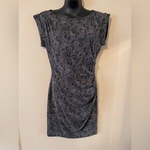 Ann Taylor Black and Gray Knit Pullover Dress Size Small